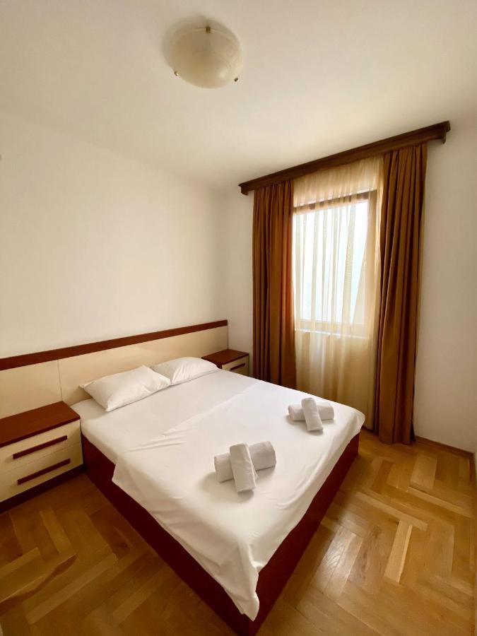Apartments First Line Petrovac Exterior foto