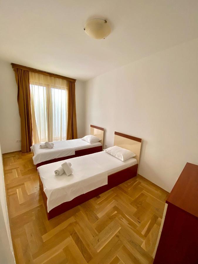 Apartments First Line Petrovac Exterior foto